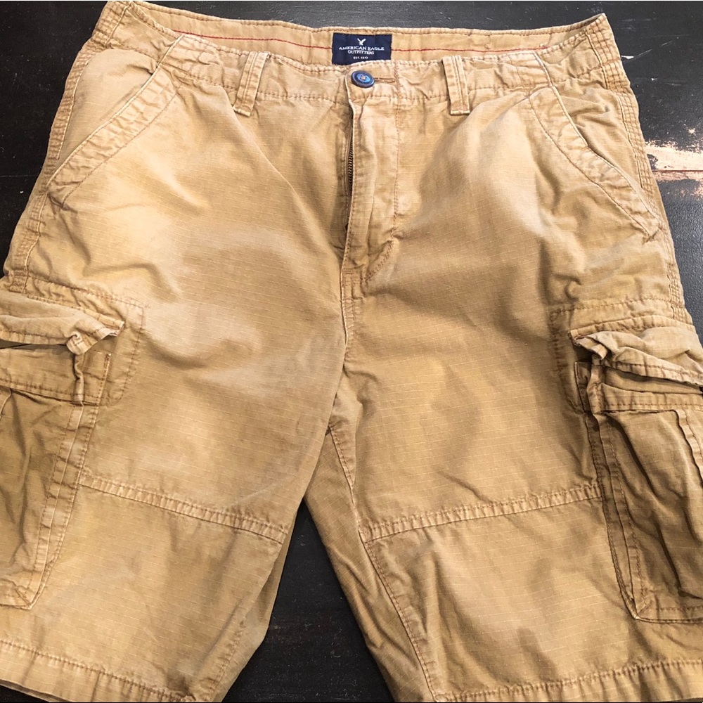 American Eagle Cargo Short